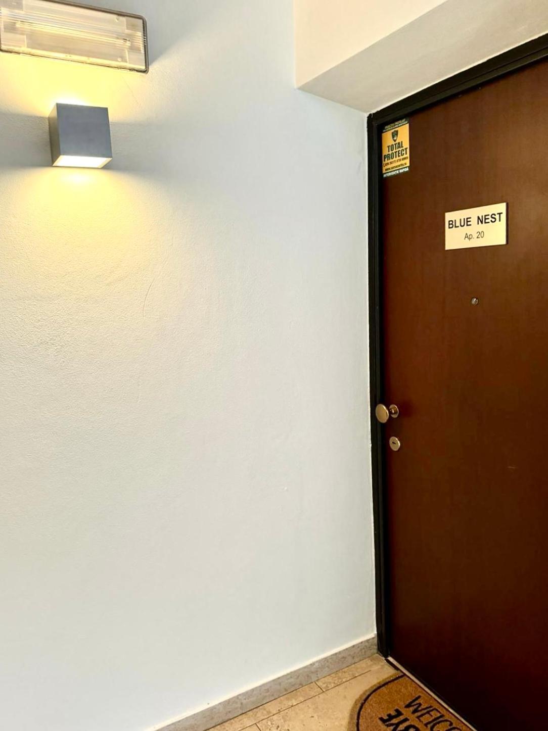 Blue Nest Lägenhet Timişoara Exteriör bild